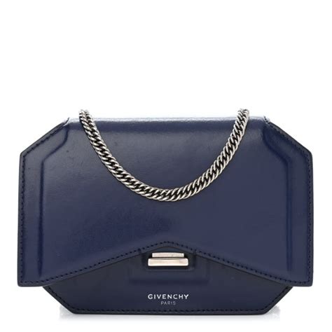 GIVENCHY Calfskin Bow Cut Chain Wallet Navy 